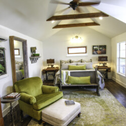 Silverthorn Master Suite